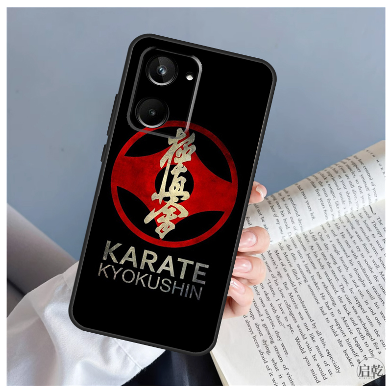 Casing dengan Simbol Karate Ky - Realme C67 ulasan dan harga